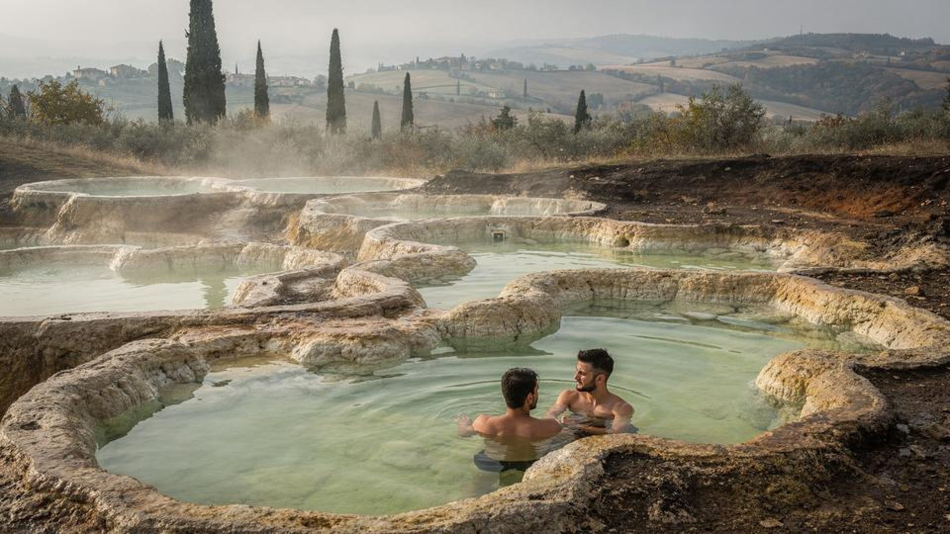 Gay Viterbo - Bagnaccio terme nel tufo - racconto gay